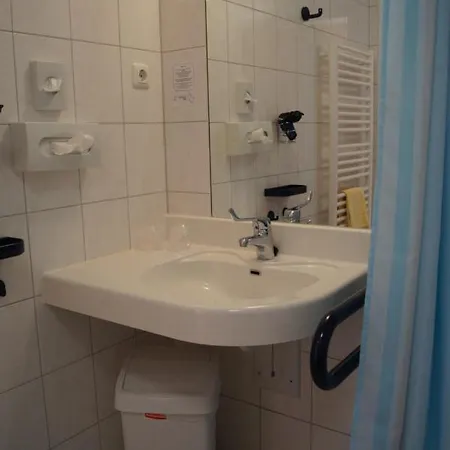 Am Hainich 호텔 베링겐